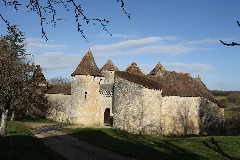 Chateau De Forges Hotel Concremiers Luaran gambar